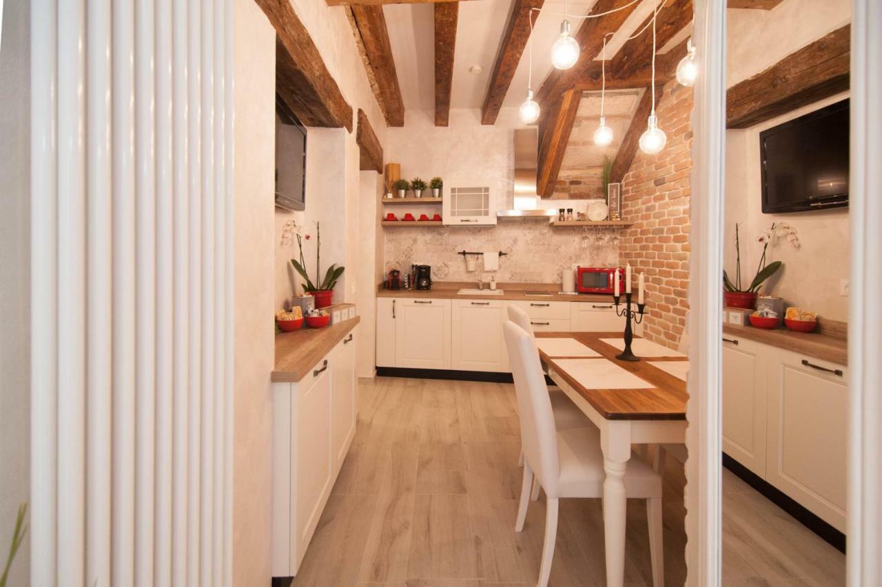 Ca Del Pape Appartement Venetië Buitenkant foto